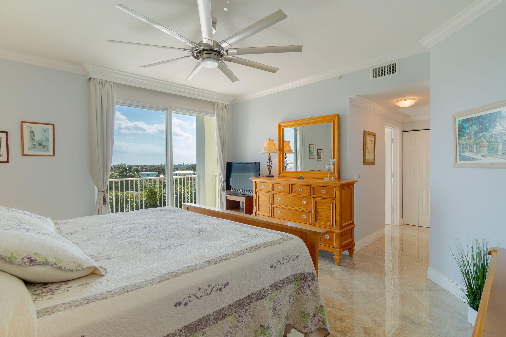 806 E Windward Way 524, Lantana, FL 33462 — photo 9 of 44