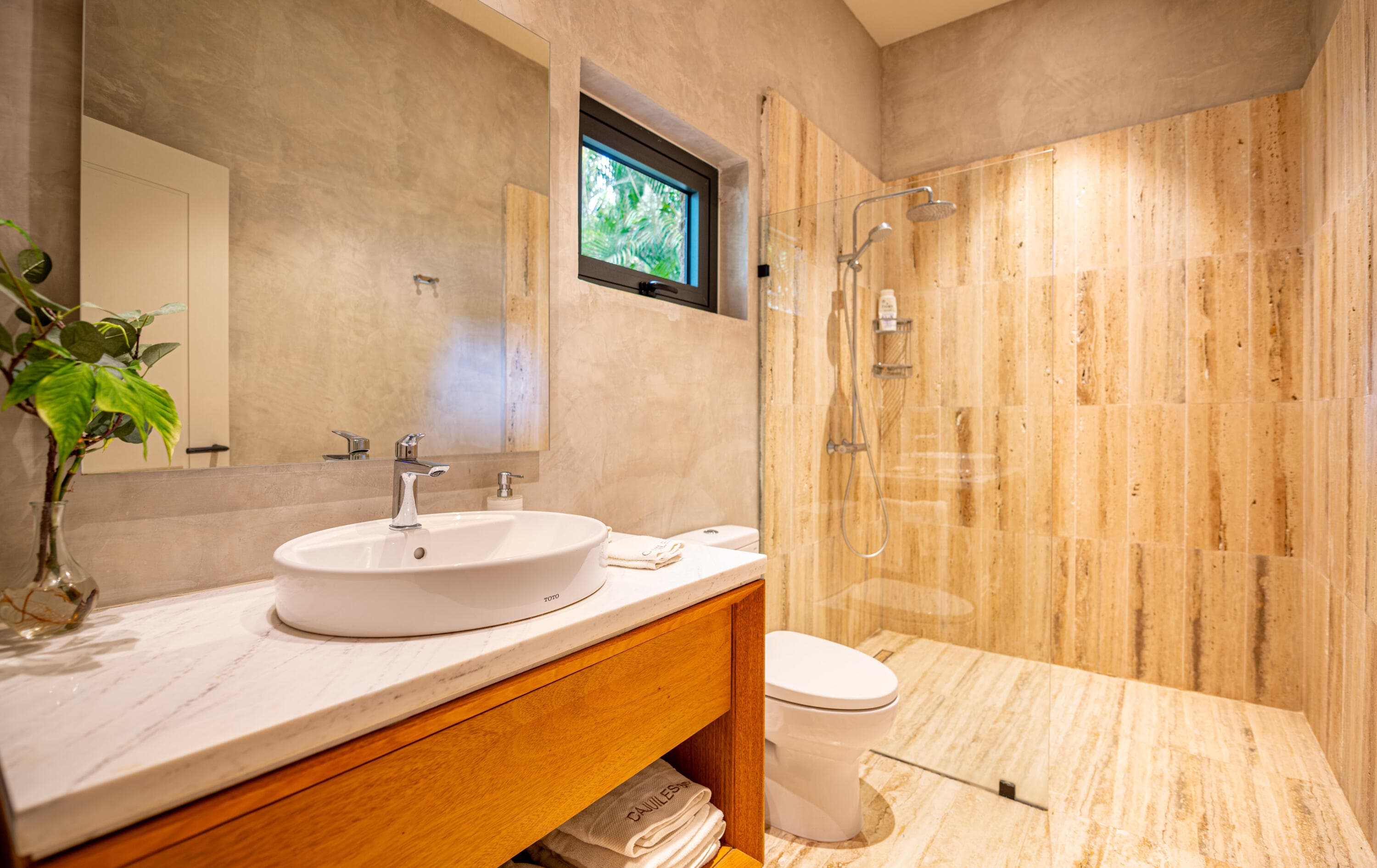 60 Cajuiles — photo 11 of 24