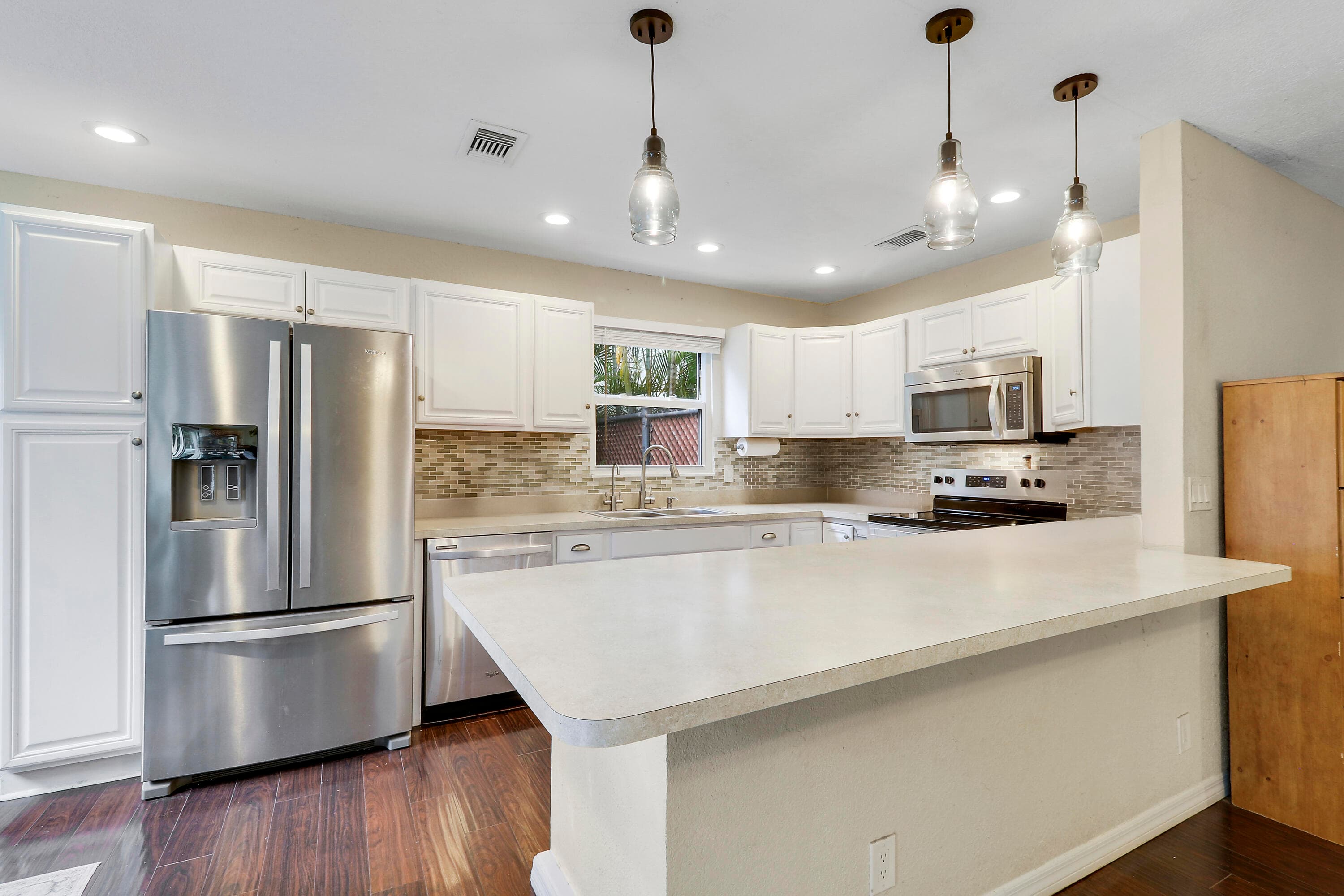 124 Rosewood Circle, Jupiter, FL 33458 — photo 4 of 15