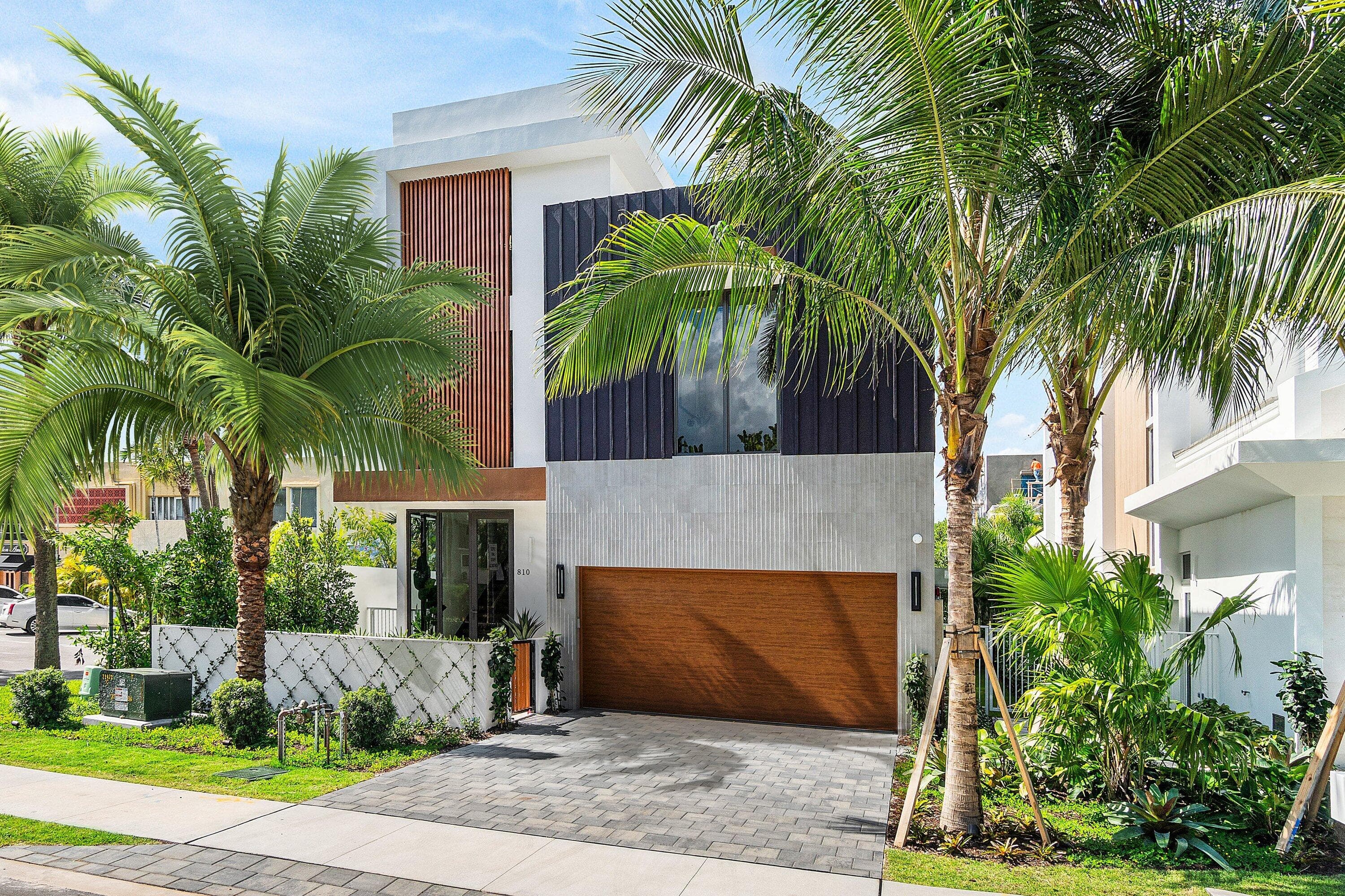 810 Palm Trail, Delray Beach, FL 33483 — photo 3 of 86