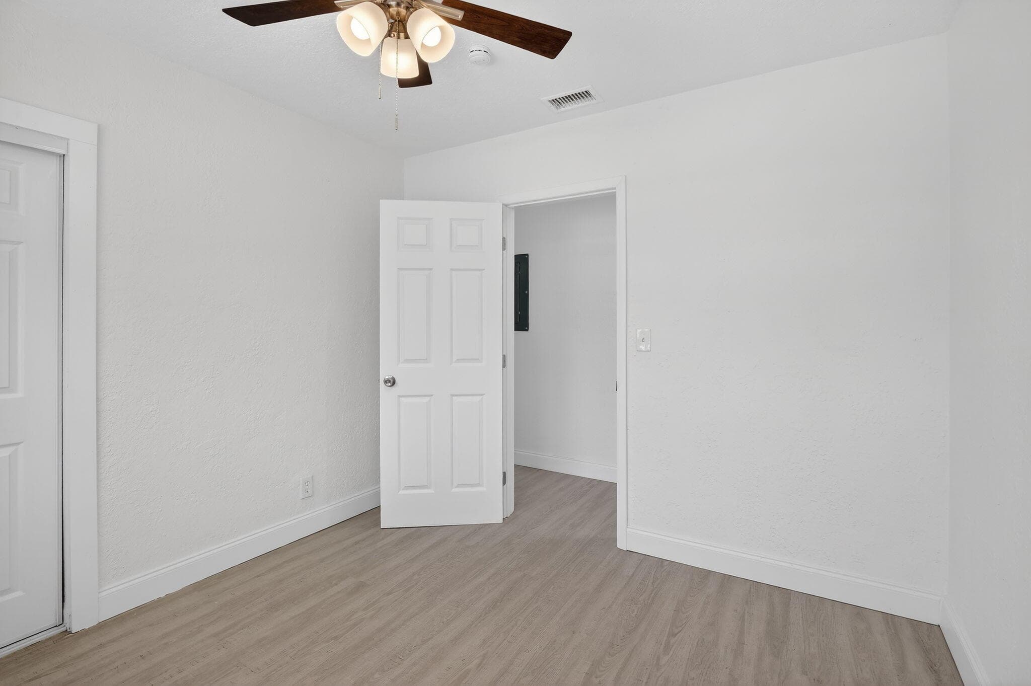 1708 NW 8th Avenue, Fort Lauderdale, FL 33311 — photo 13 of 26