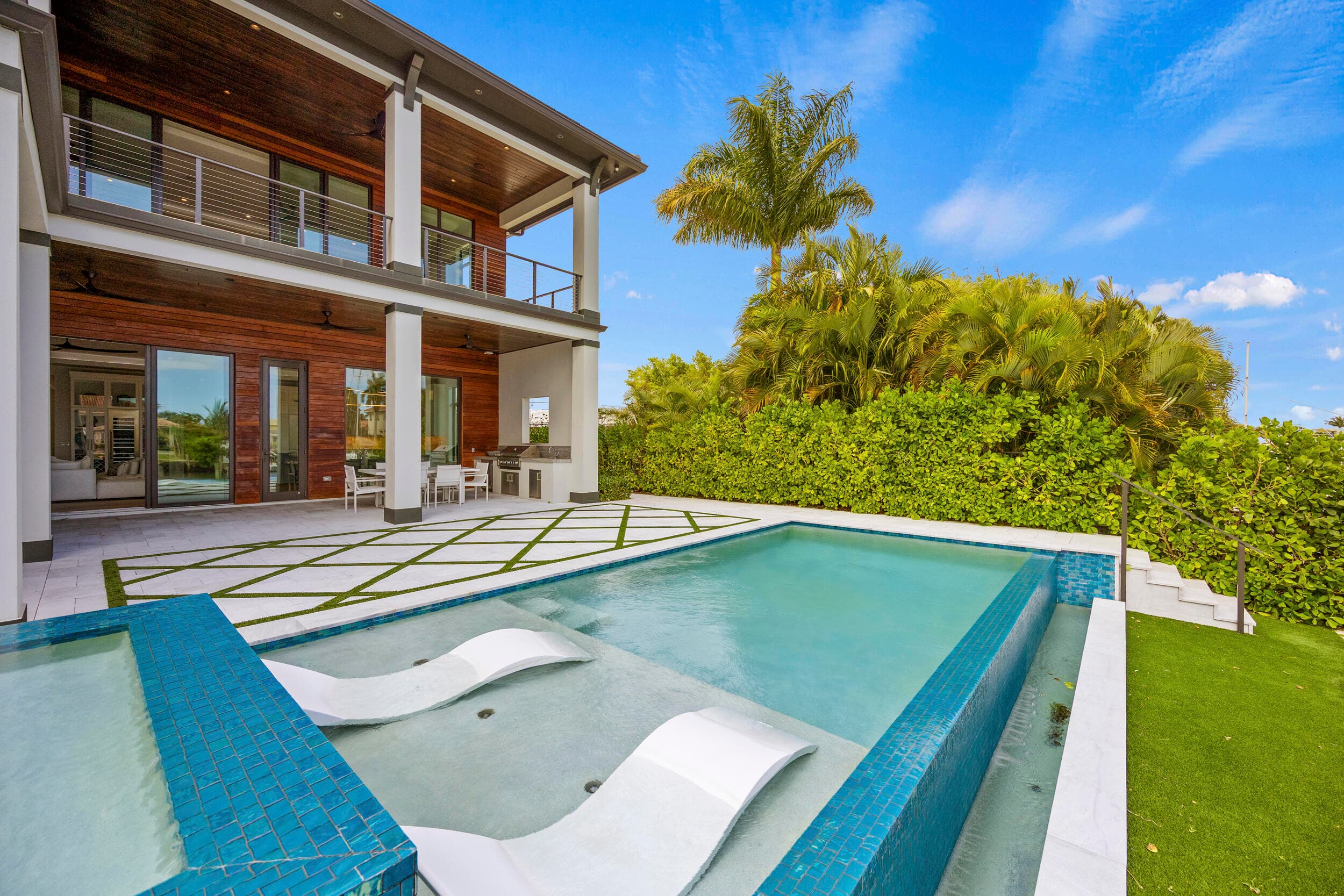 736 Lagoon Drive, North Palm Beach, FL 33408 — photo 31 of 122