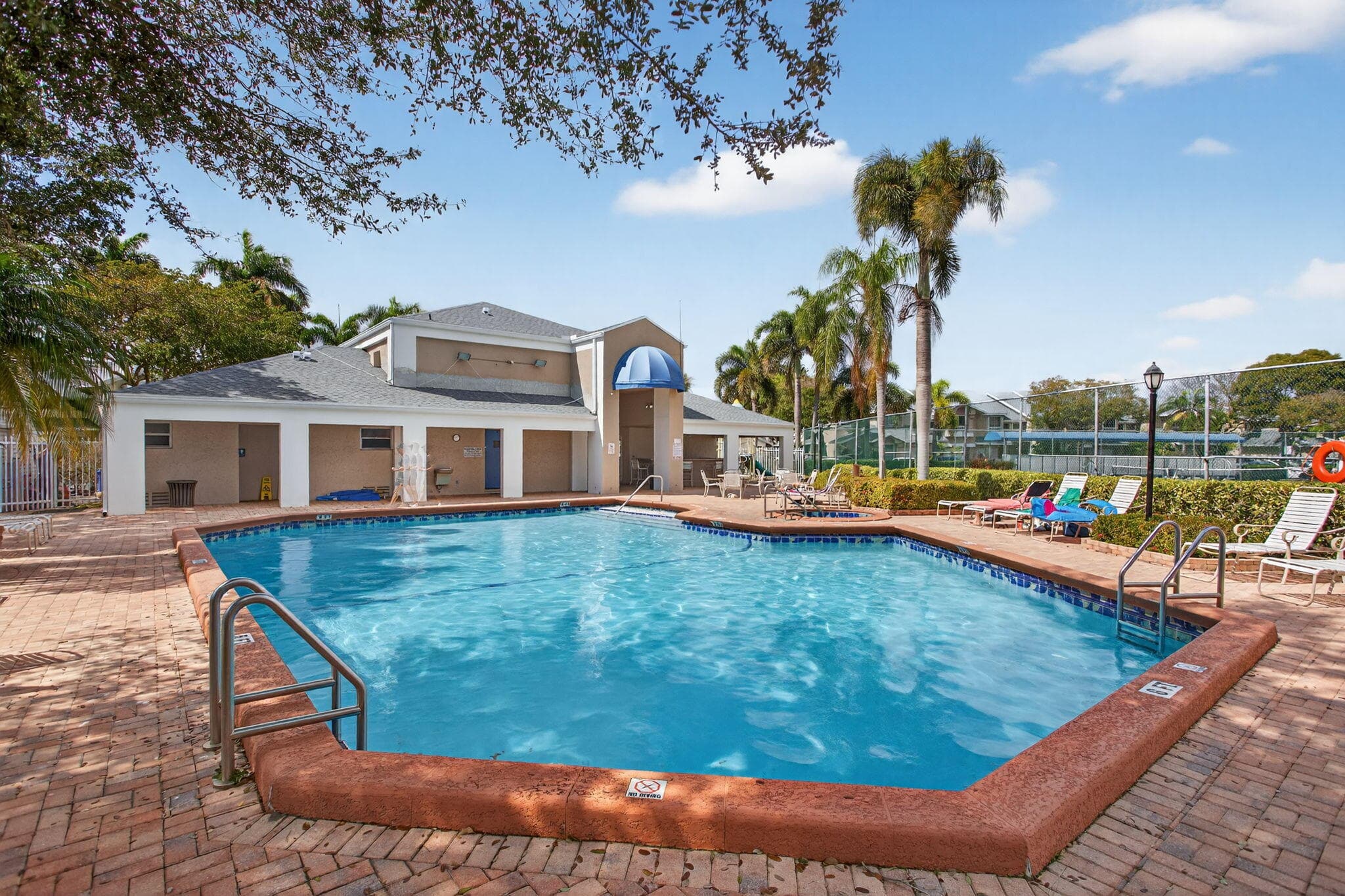 2274 Discovery Circle W 2274, Deerfield Beach, FL 33442 — photo 16 of 21