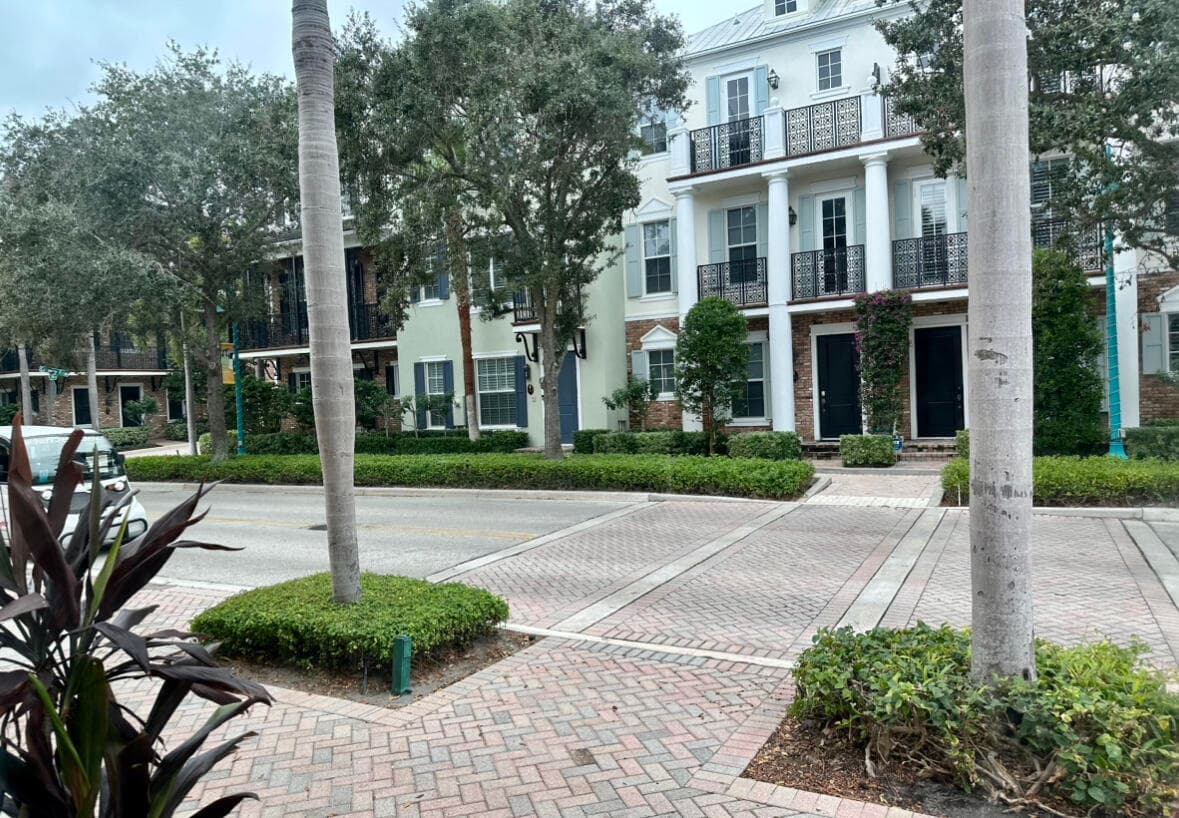 325 NE 2nd Avenue 101, Delray Beach, FL 33444 — photo 12 of 20