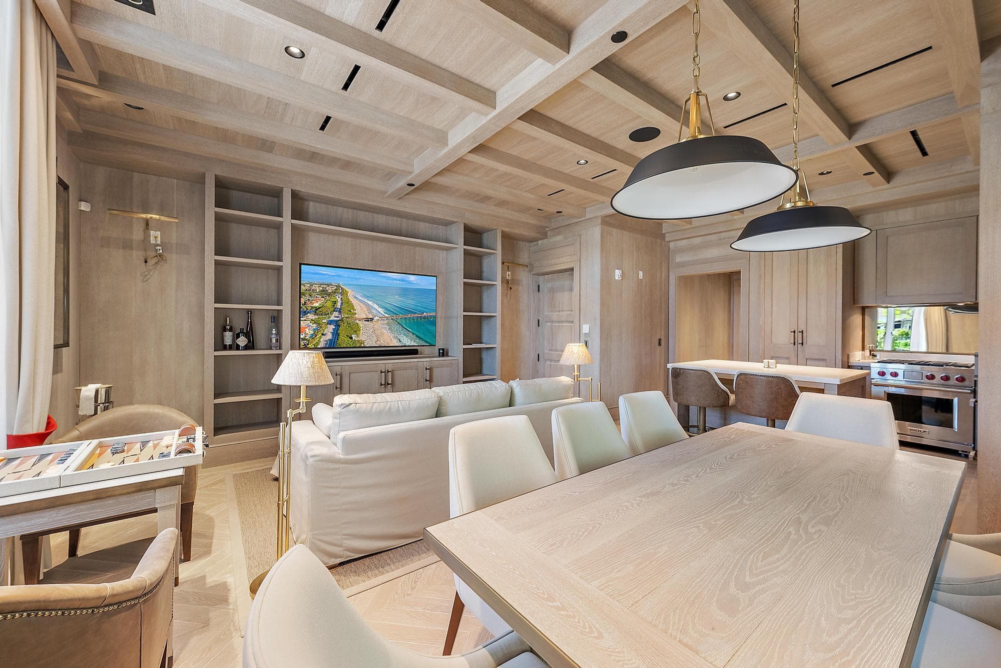 236 Phipps Plaza 101, Palm Beach, FL 33480 — photo 10 of 25