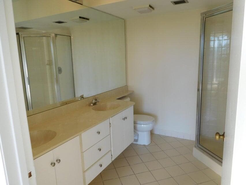 2741 Village Boulevard 304, West Palm Beach, FL 33409 — photo 5 of 12