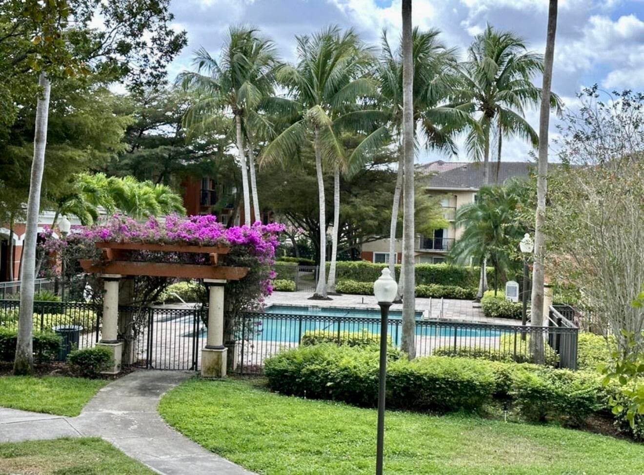 4191 N Haverhill Road 405, West Palm Beach, FL 33417 — photo 56 of 86