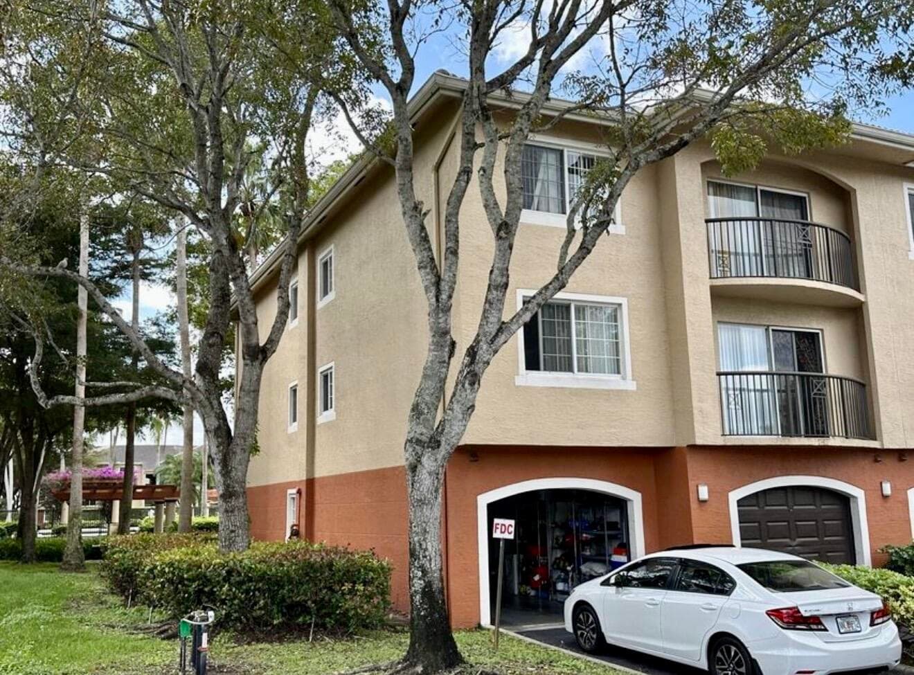 4191 N Haverhill Road 405, West Palm Beach, FL 33417 — photo 2 of 86