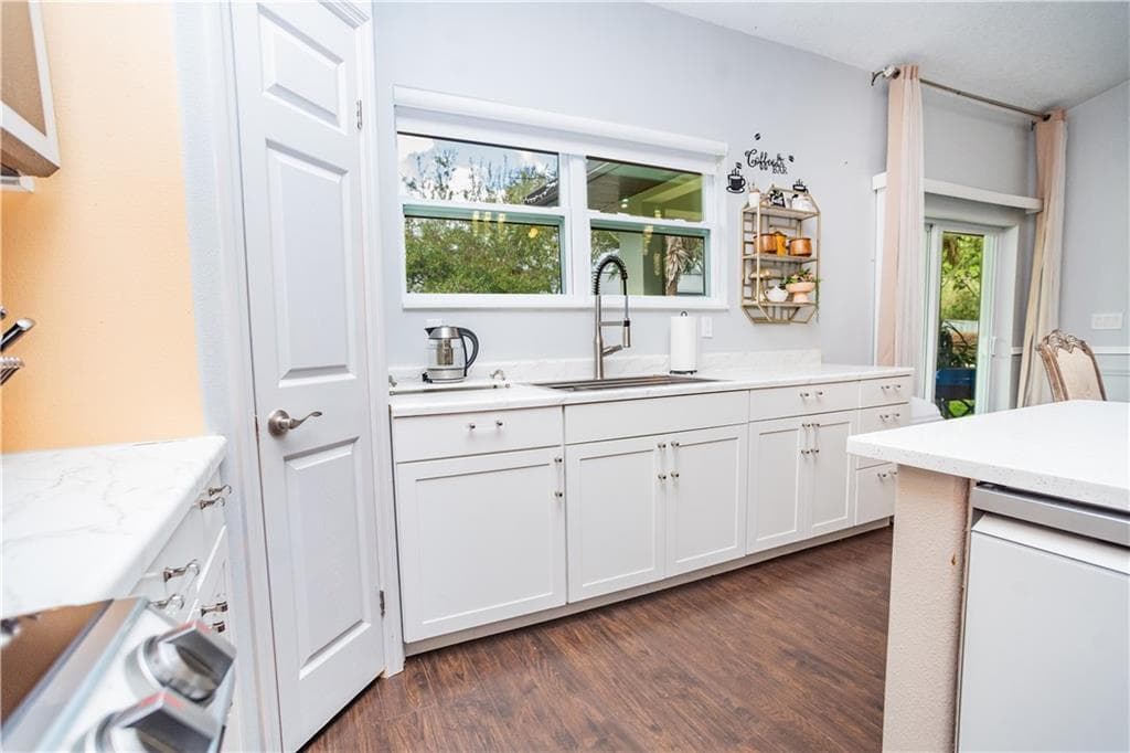 922 Clearmont Street, Sebastian, FL 32958 — photo 9 of 34