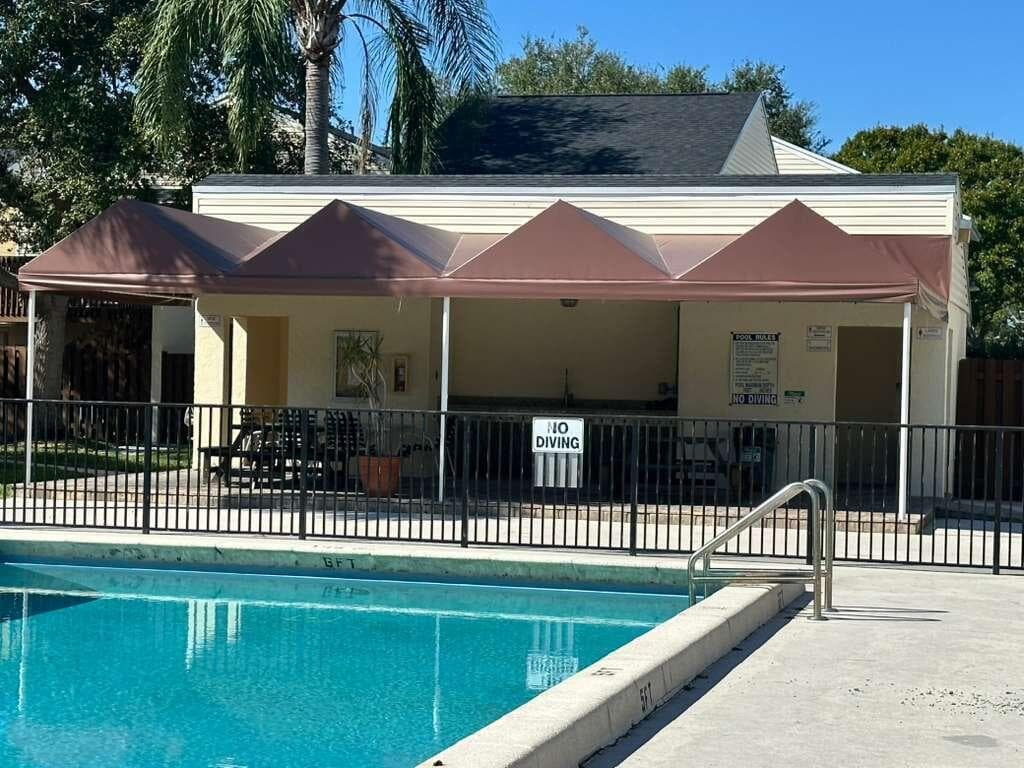 637 Executive Center Drive N102, West Palm Beach, FL 33401 — photo 35 of 38
