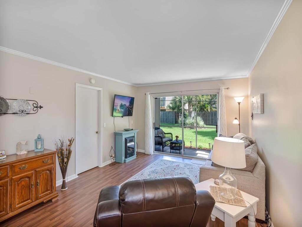 1166 6th Avenue B7, Vero Beach, FL 32960 — photo 4 of 22