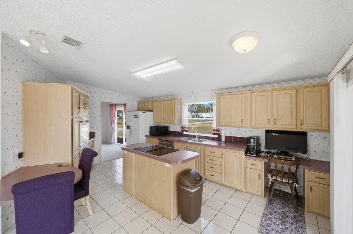 8125 Meadowlark Lane, Port St. Lucie, FL 34952 — photo 15 of 53