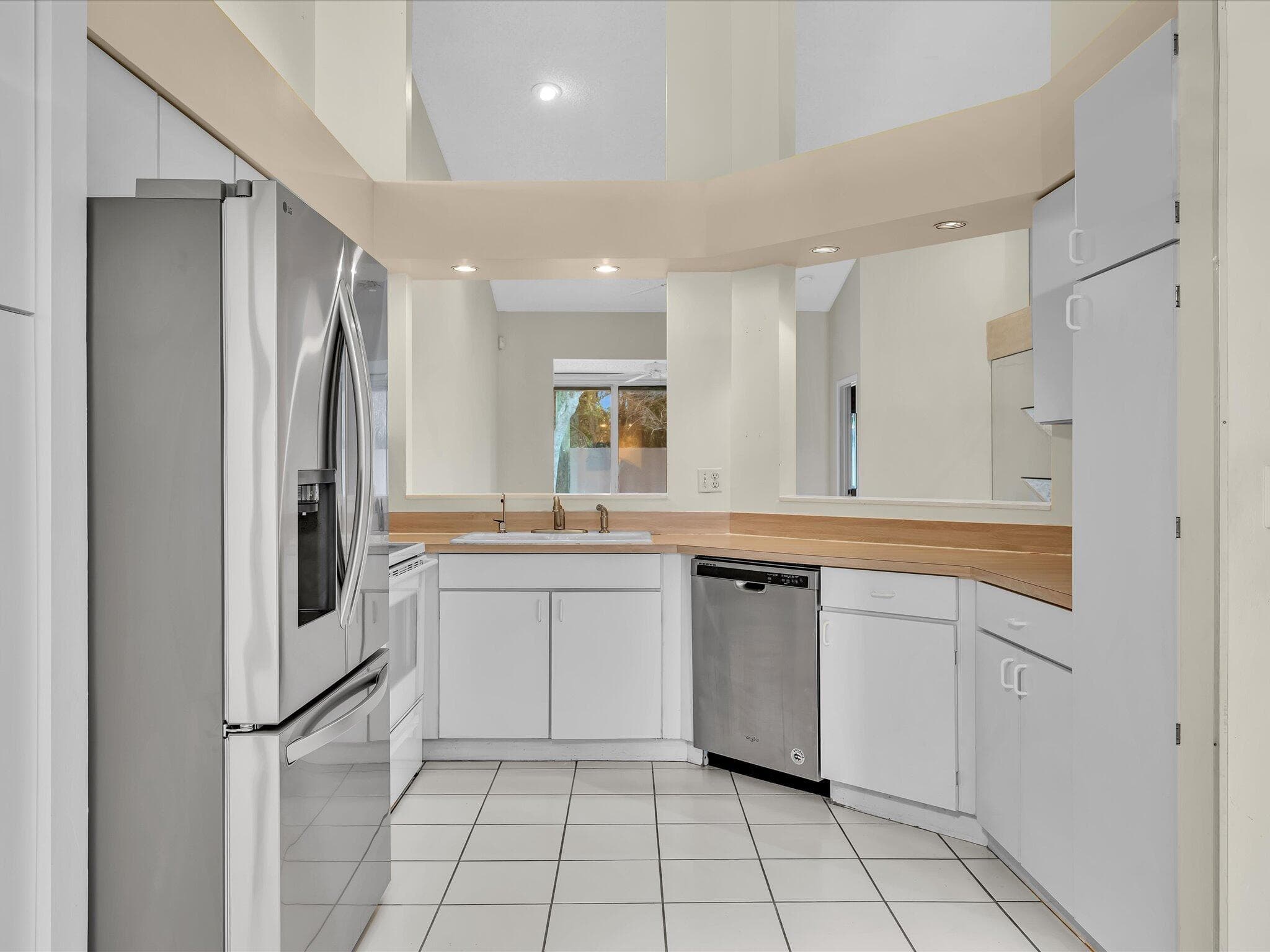 9165 Vineland Court Apt. C, Boca Raton, FL 33496 — photo 13 of 50
