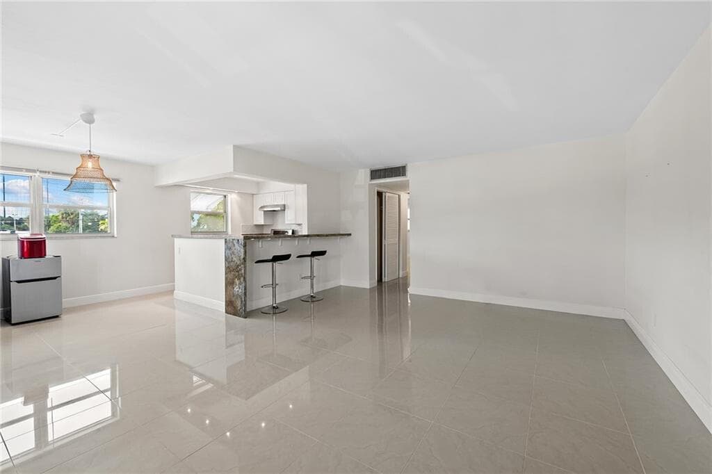 5201 NE 24th Terrace A201, Fort Lauderdale, FL 33308 — photo 2 of 21