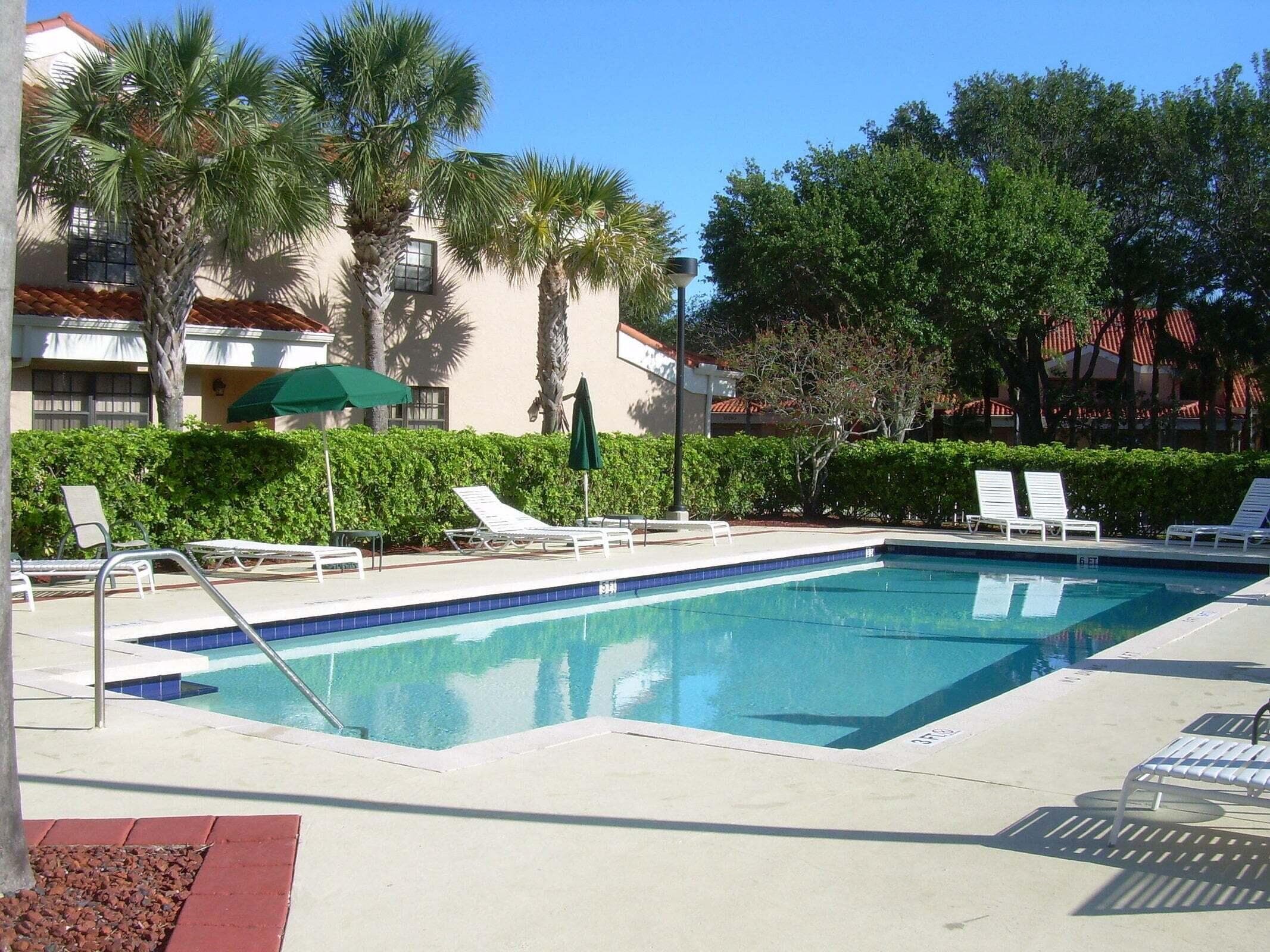17396 Boca Club Boulevard 104, Boca Raton, FL 33487 — photo 33 of 40