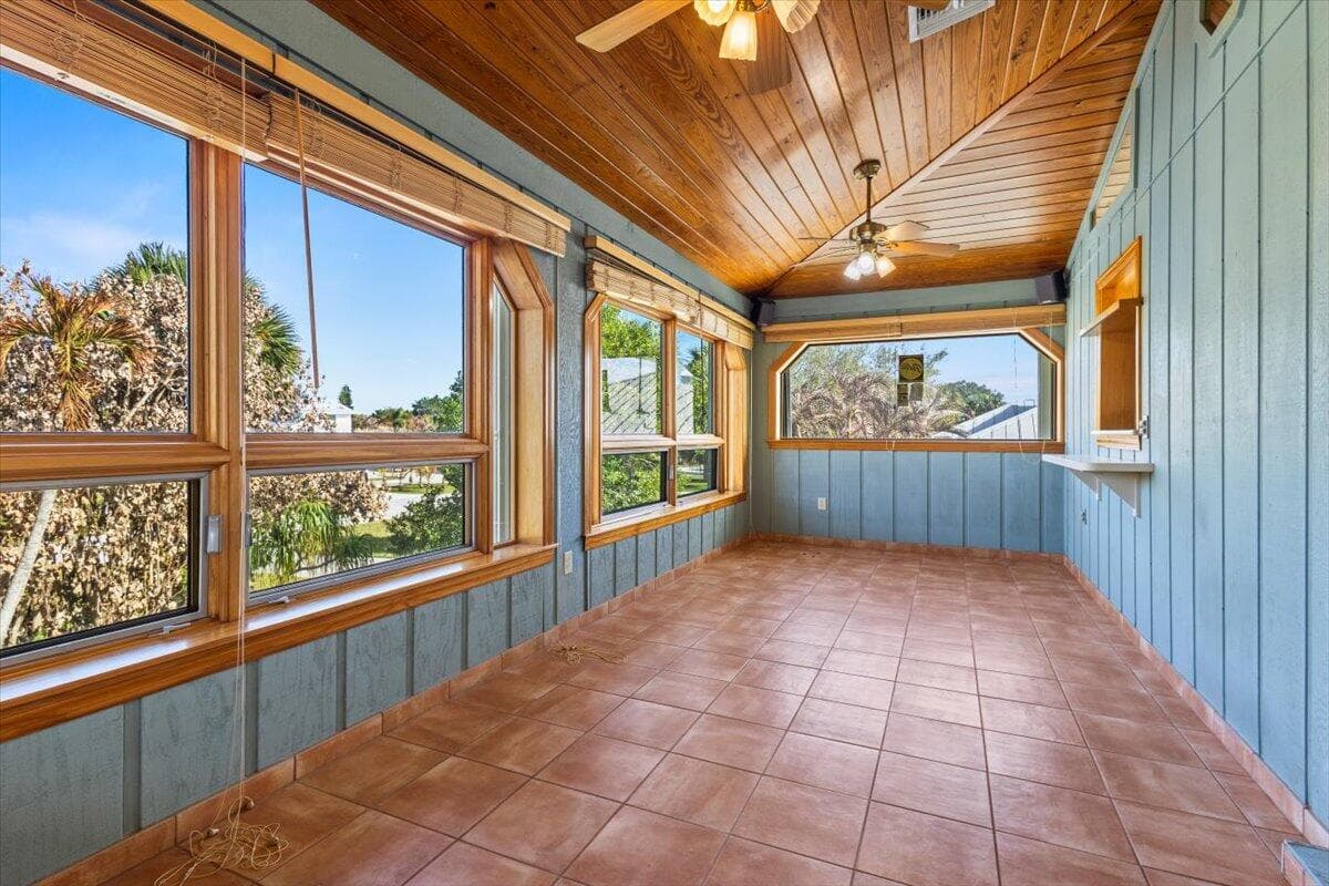 2321 Atlantic Beach Boulevard, Hutchinson Island, FL 34949 — photo 13 of 38