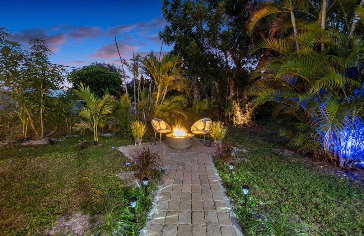 727 S Lake Drive, Lantana, FL 33462 — photo 20 of 41