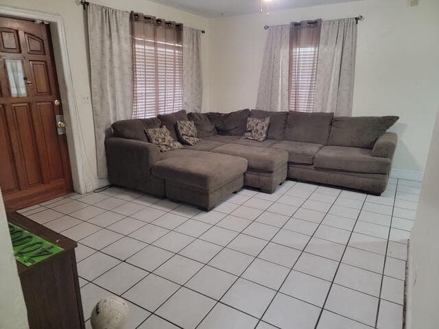 400 NW 18th Avenue, Fort Lauderdale, FL 33311 — photo 4 of 6