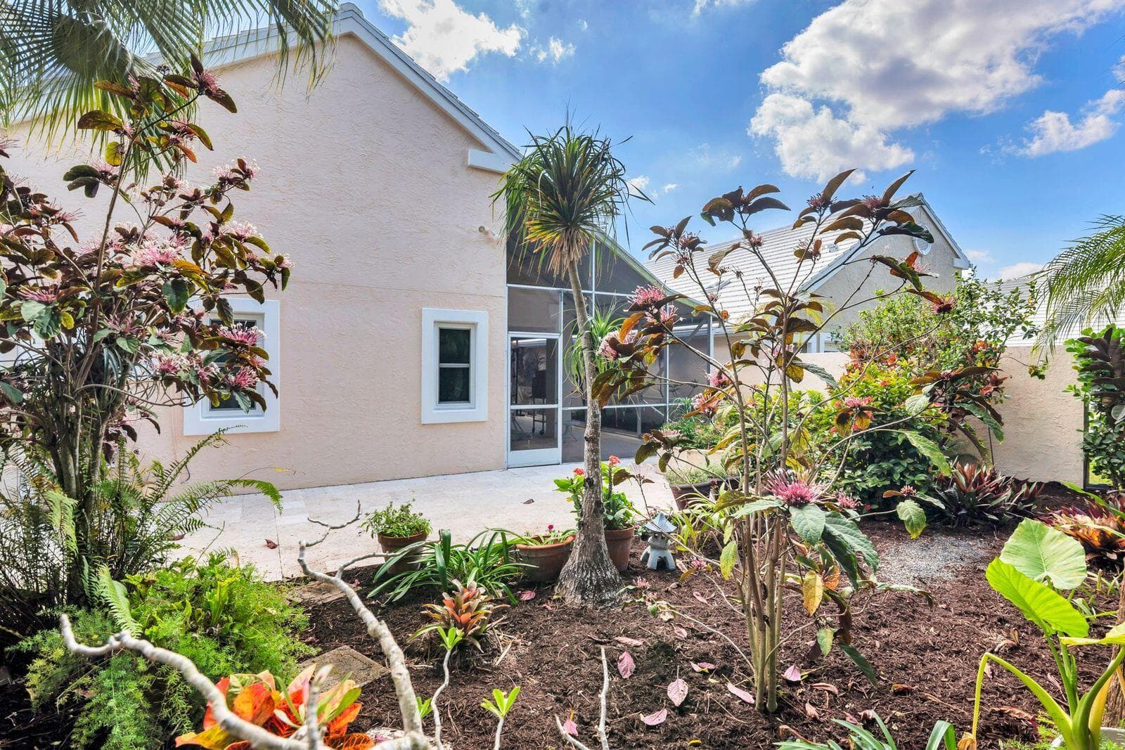 9213 Heathridge Drive, West Palm Beach, FL 33411 — photo 35 of 57
