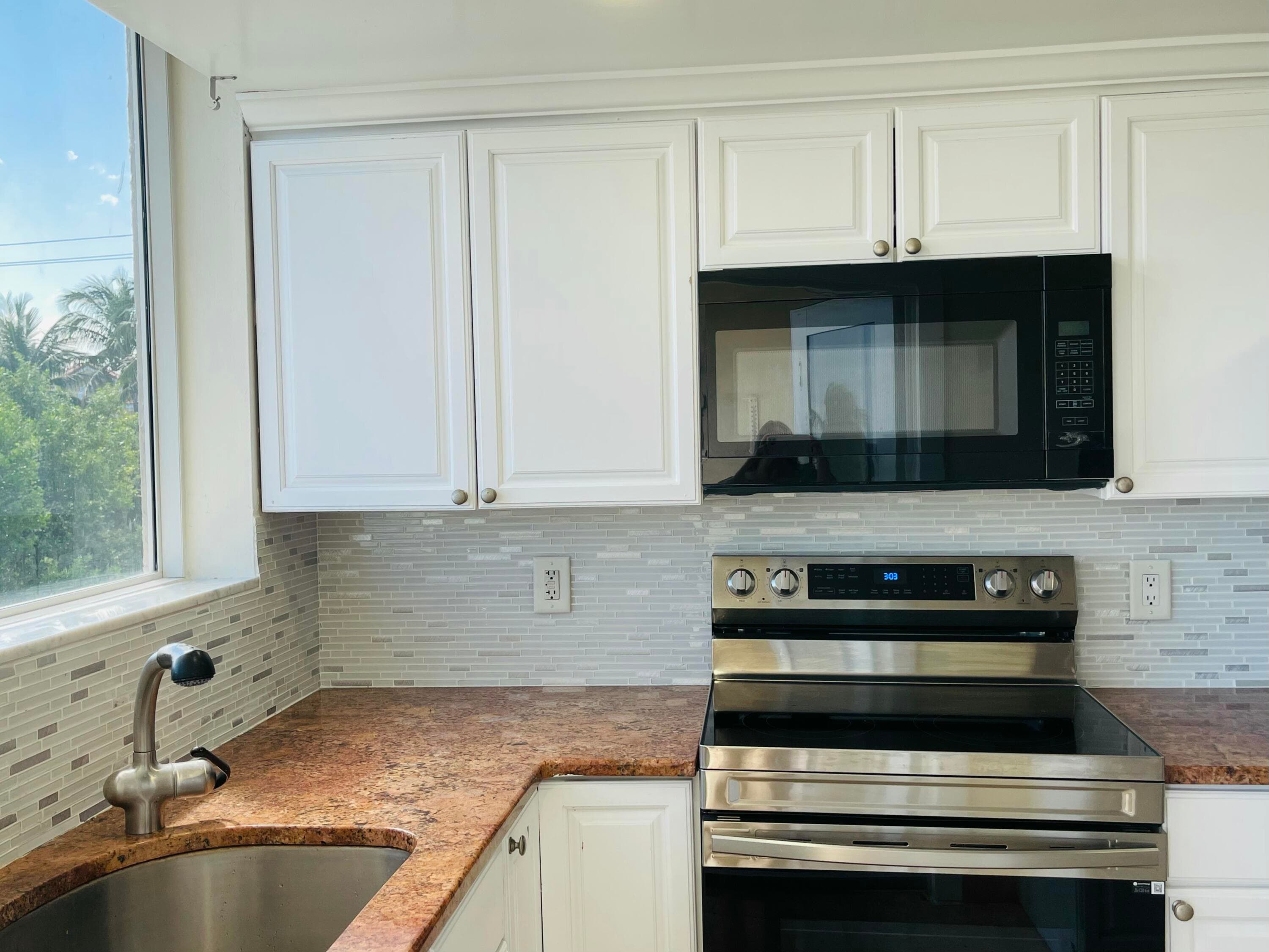 1237 Hillsboro Mile 302, Hillsboro Beach, FL 33062 — photo 51 of 115