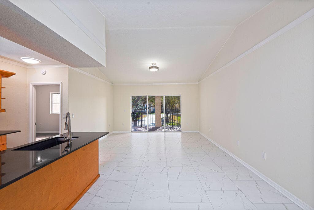 2400 Centergate Dr 202, Miramar, FL 33025 — photo 6 of 37