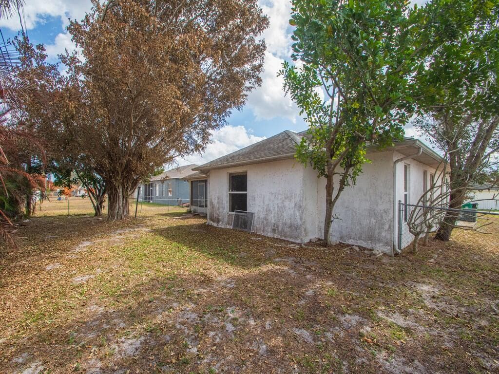 5718 NW North Macedo Boulevard, Port St. Lucie, FL 34983 — photo 35 of 37