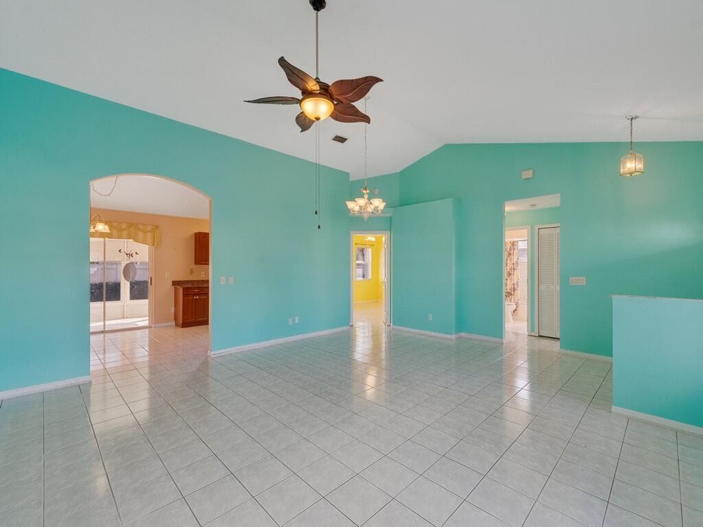 352 NW Tuscany Way, Port St. Lucie, FL 34986 — photo 7 of 42