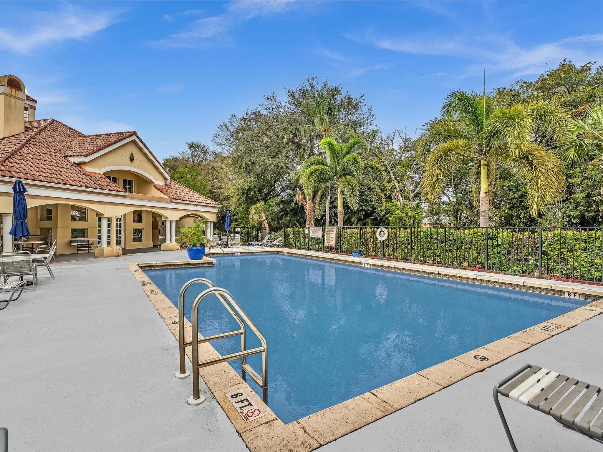 815 W Boynton Beach Boulevard 16-205, Boynton Beach, FL 33426 — photo 50 of 58