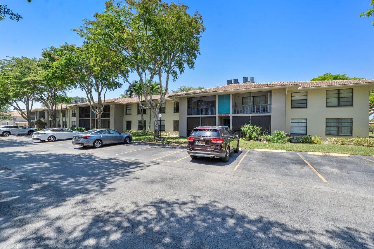 9960 Pineapple Tree Drive 107, Boynton Beach, FL 33436 — photo 30 of 35
