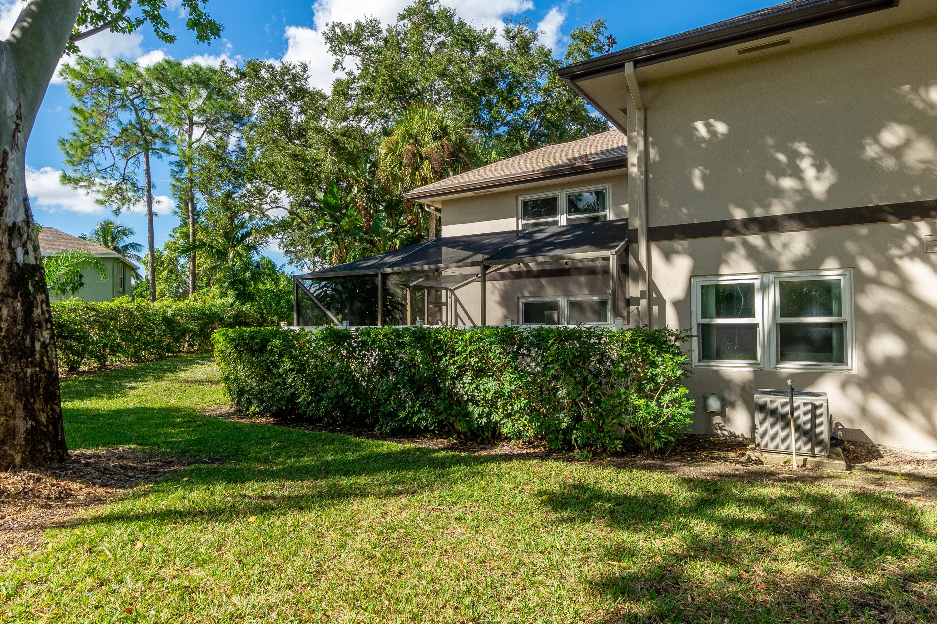 31 Clinton Court C, Royal Palm Beach, FL 33411 — photo 2 of 31
