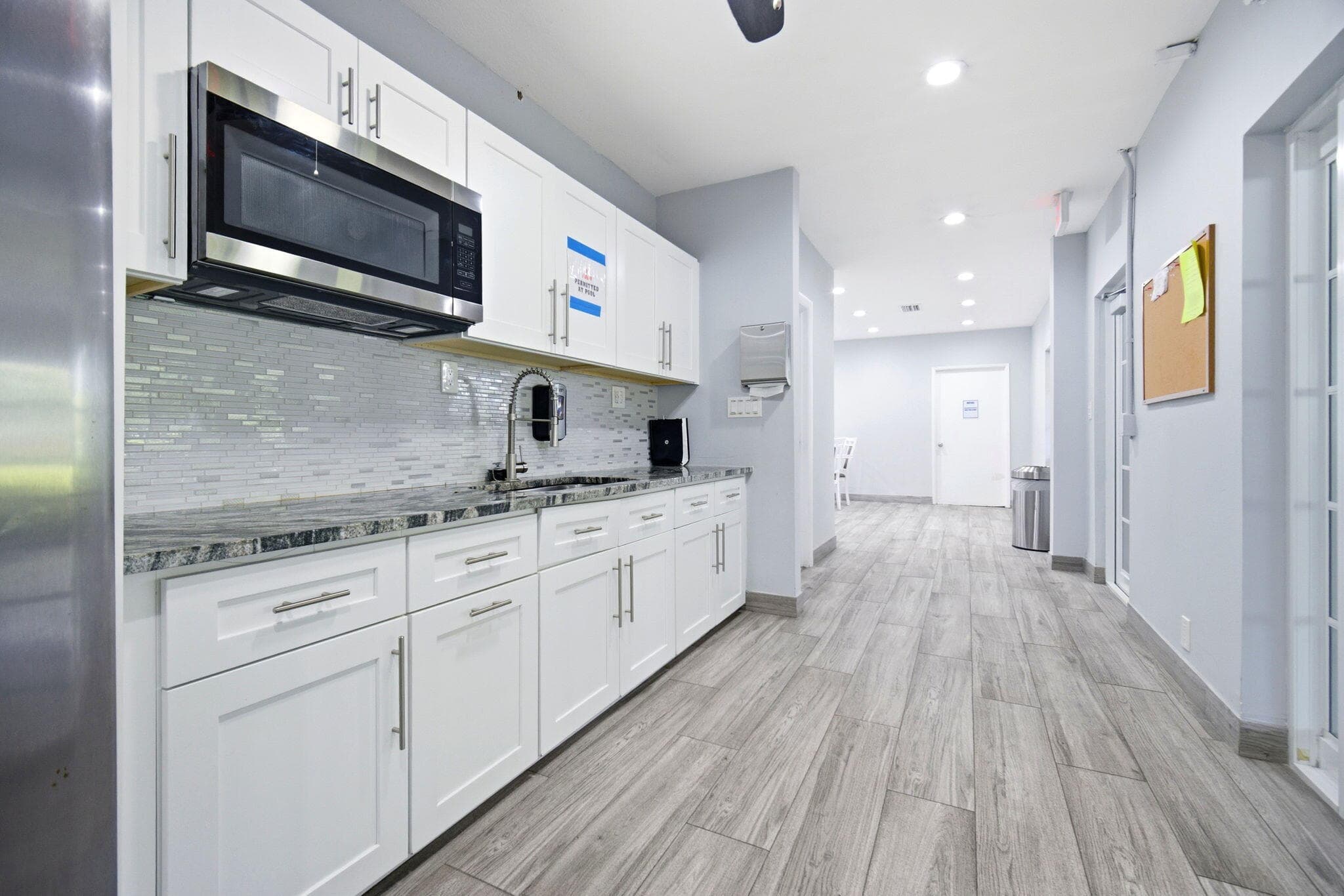 3507 Oaks Way 911, Pompano Beach, FL 33069 — photo 46 of 59