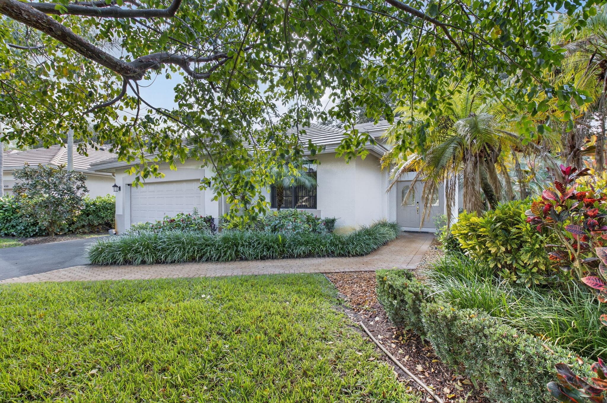 4970 Pine Tree Drive 4970, Boynton Beach, FL 33436 — photo 4 of 47
