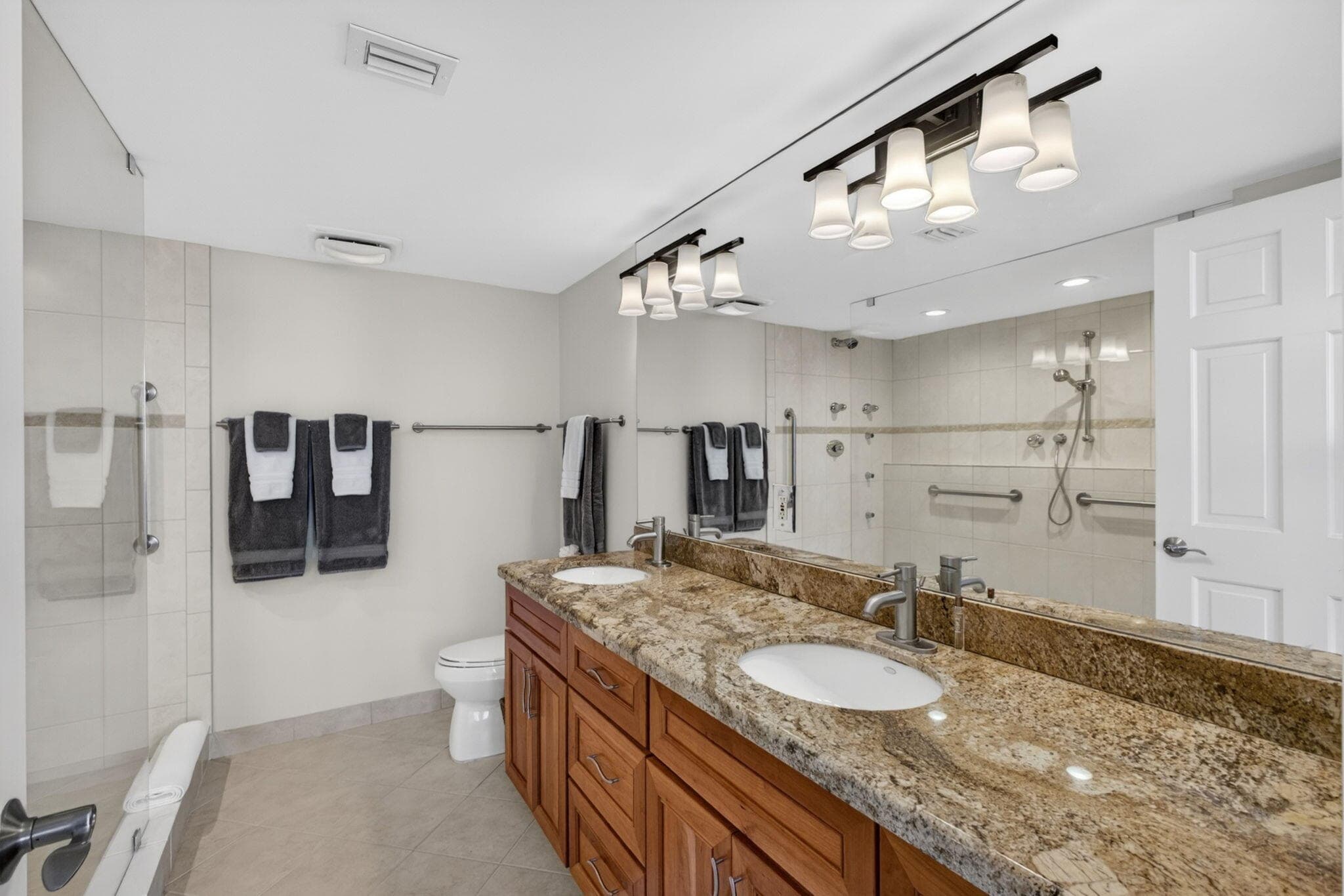 4200 N Ocean Drive 1-406, Singer Island, FL 33404 — photo 43 of 82