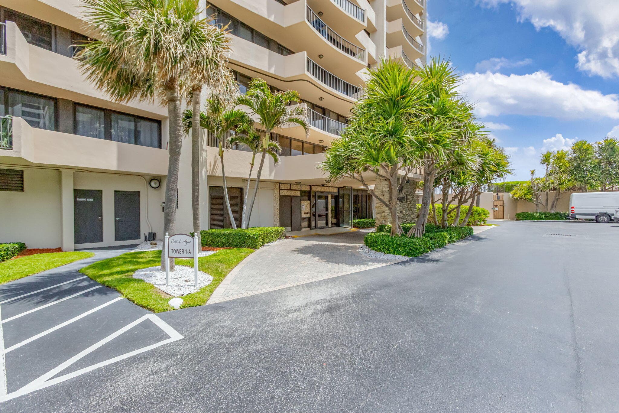 4200 N Ocean Drive 1-406, Singer Island, FL 33404 — photo 63 of 82