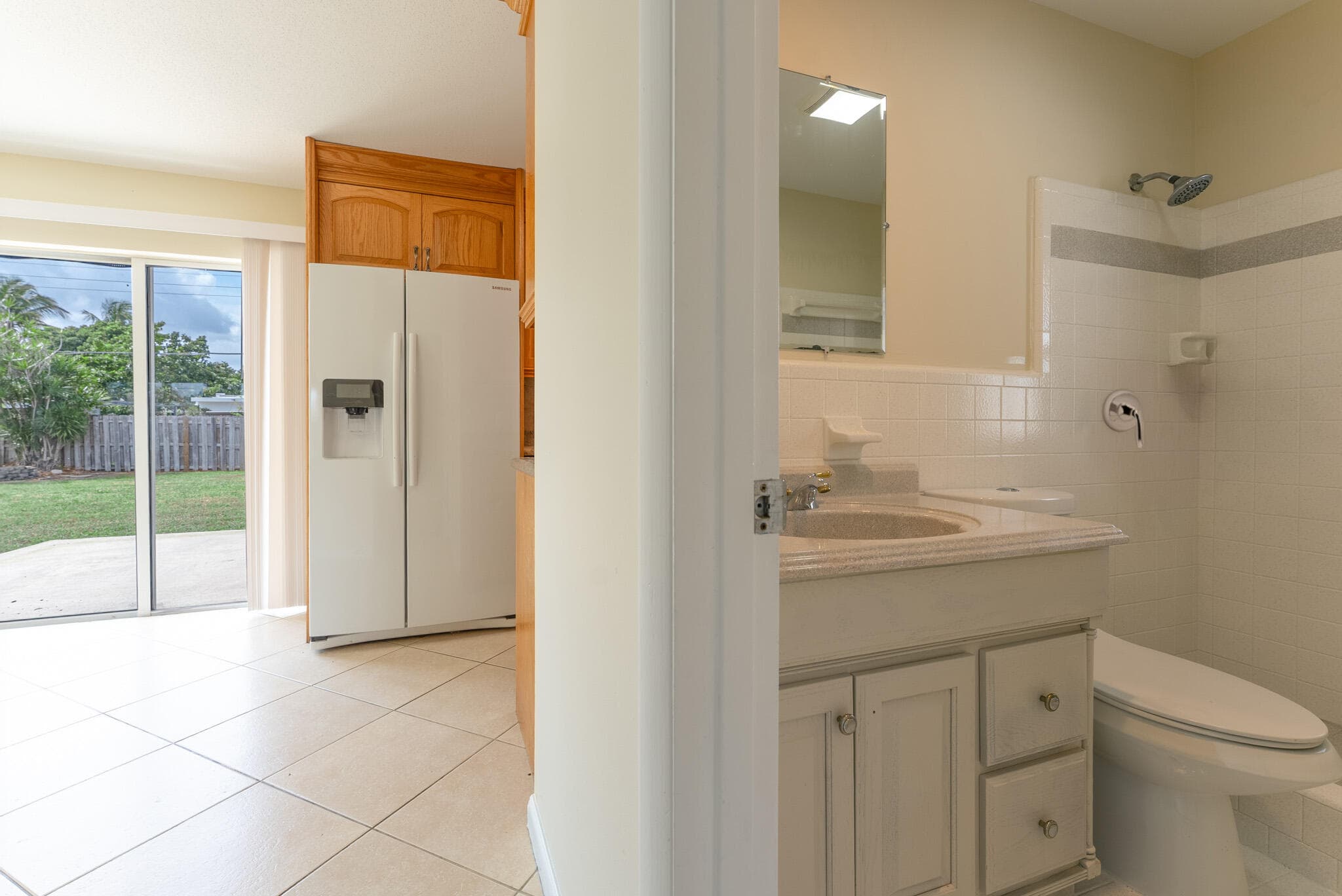 425 Palo Alto Drive, Palm Springs, FL 33461 — photo 18 of 31