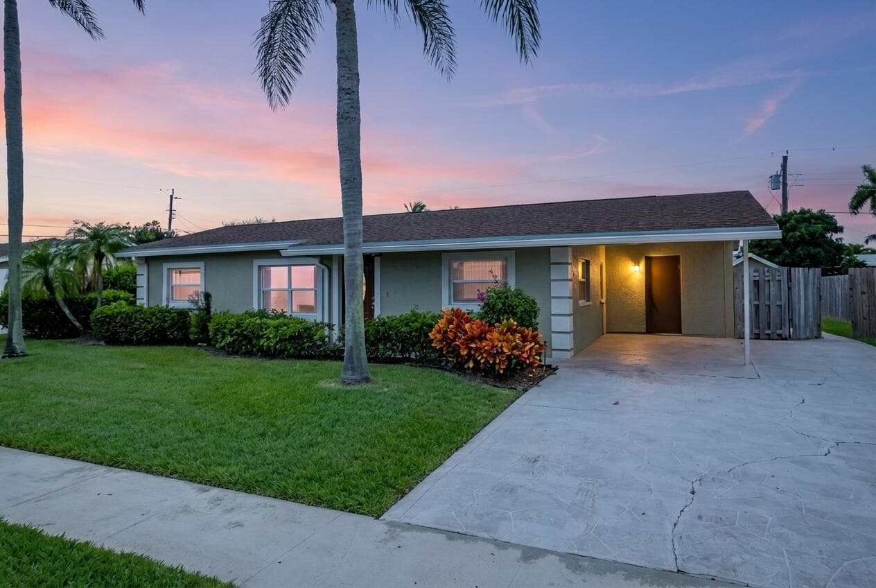 425 Palo Alto Drive, Palm Springs, FL 33461 — photo 1 of 31