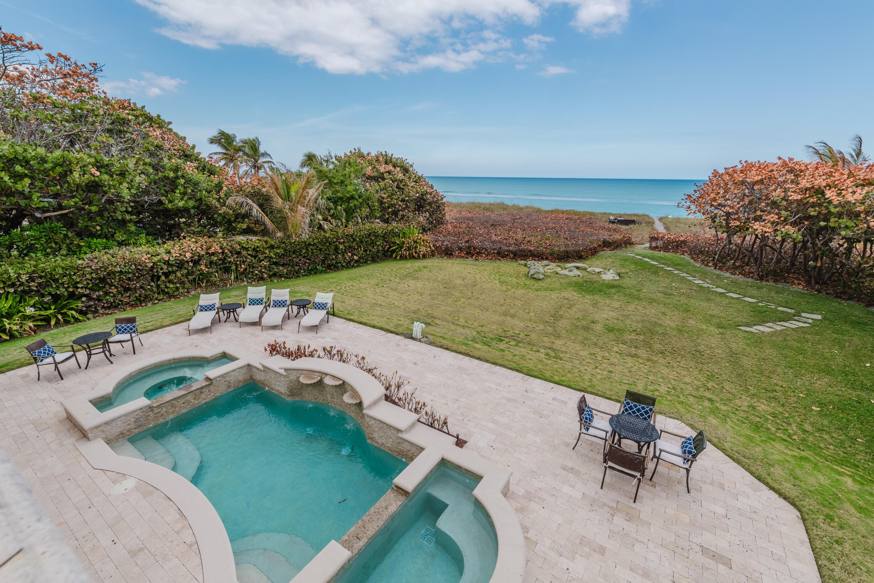 19 N Beach Road, Jupiter Island, FL 33455 — photo 44 of 80