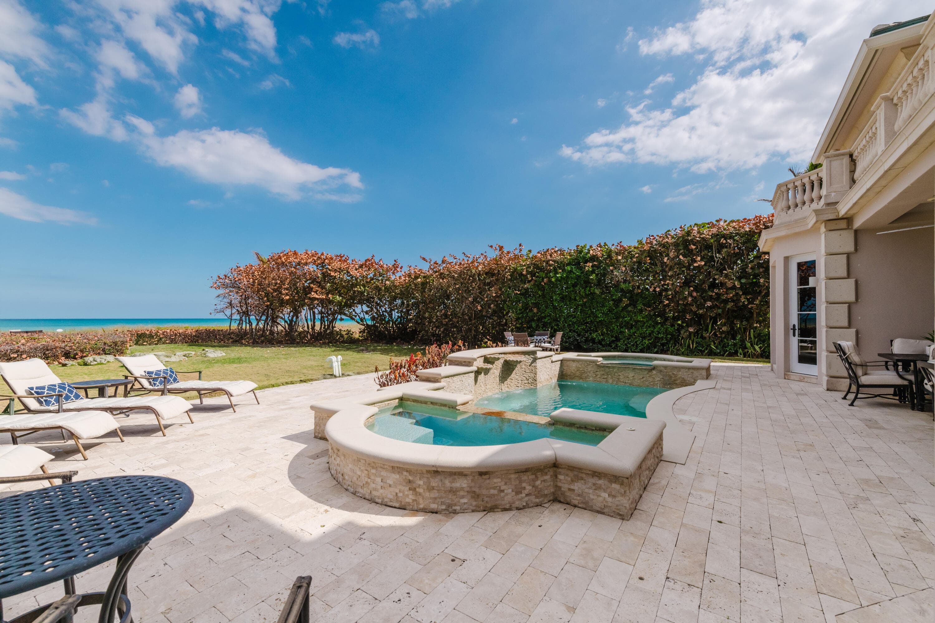 19 N Beach Road, Jupiter Island, FL 33455 — photo 58 of 80