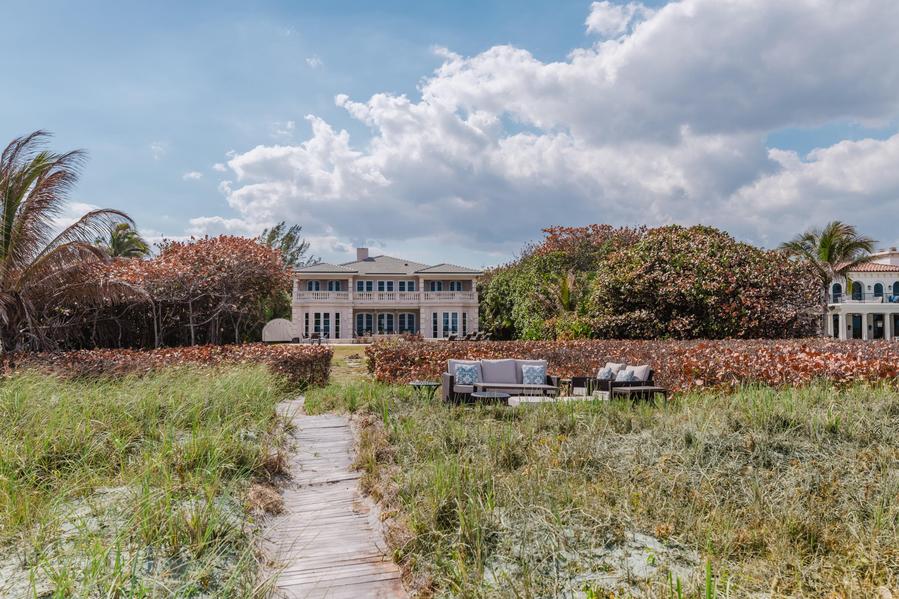 19 N Beach Road, Jupiter Island, FL 33455 — photo 62 of 80