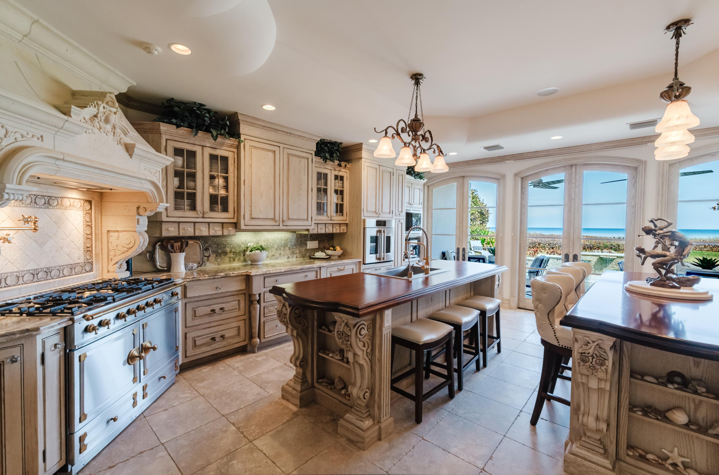 19 N Beach Road, Jupiter Island, FL 33455 — photo 15 of 80
