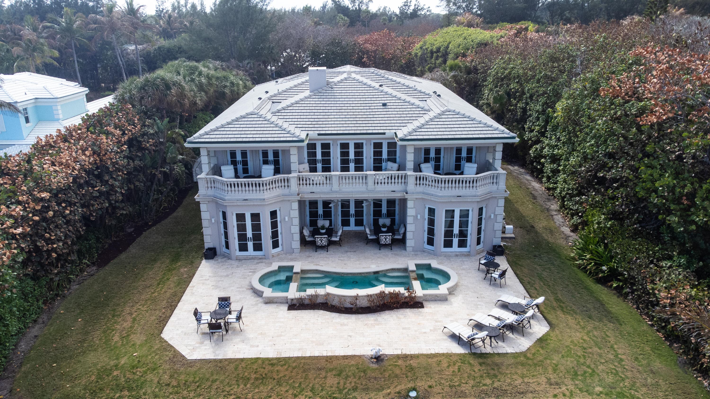19 N Beach Road, Jupiter Island, FL 33455 — photo 77 of 80