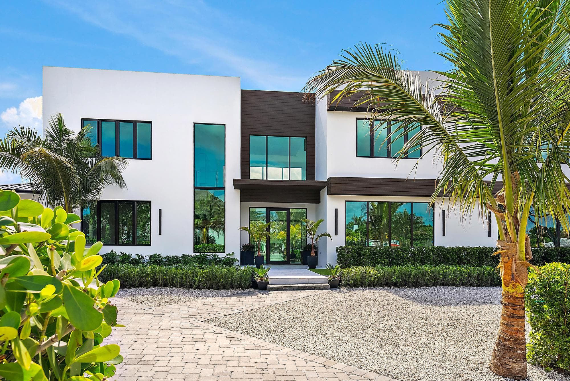 706 Lakeside Circle, North Palm Beach, FL 33408 — photo 3 of 37