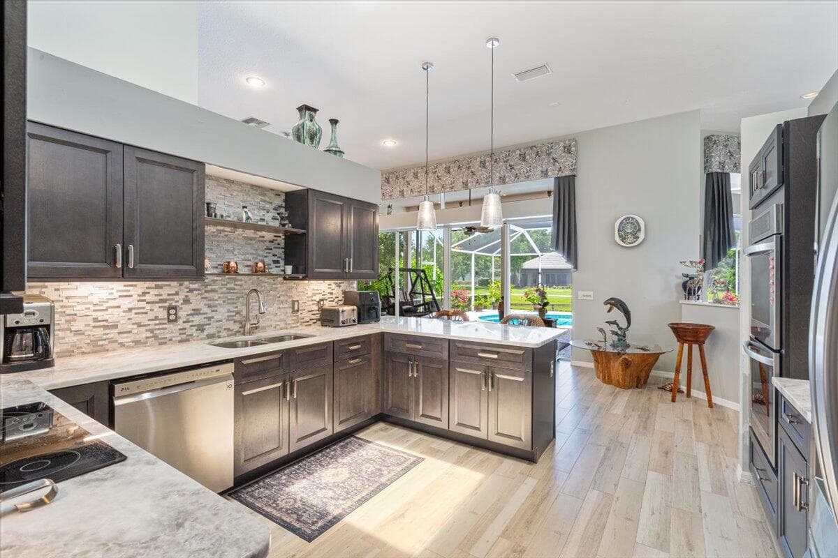 10312 Inverness Way, Port St. Lucie, FL 34986 — photo 15 of 52