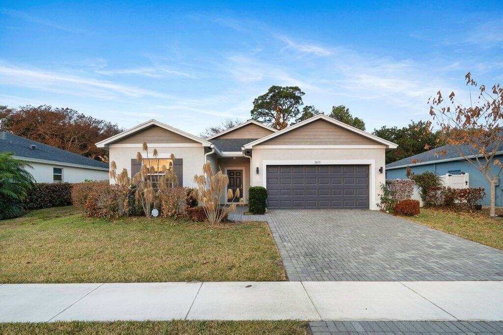 2055 46th Avenue, Vero Beach, FL 32966 — photo 7 of 23