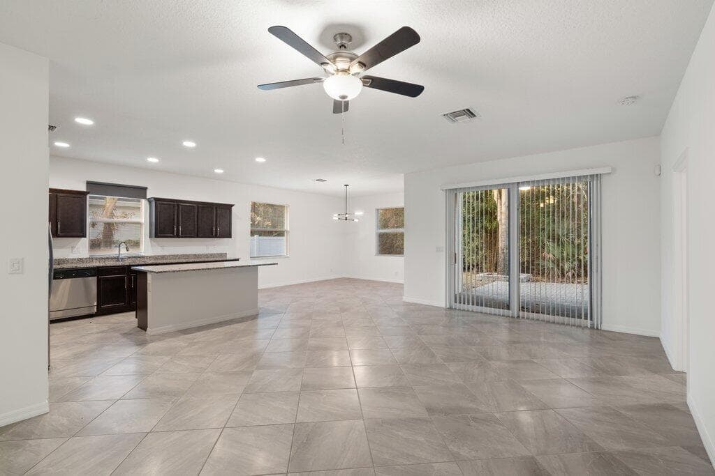 2055 46th Avenue, Vero Beach, FL 32966 — photo 11 of 23
