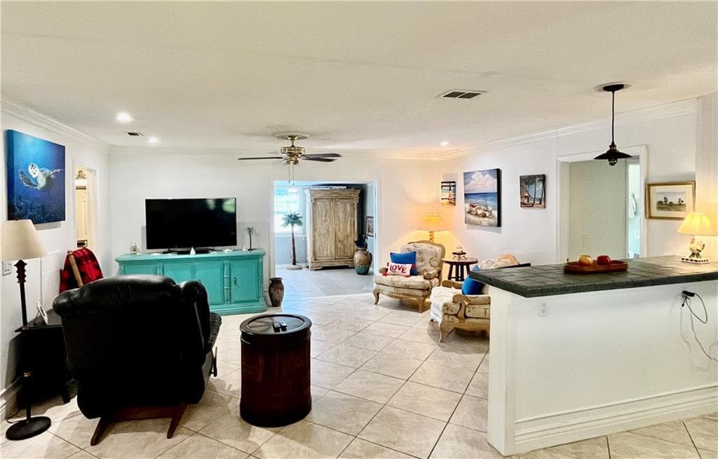 3329 10th Street SW, Vero Beach, FL 32968 — photo 5 of 29