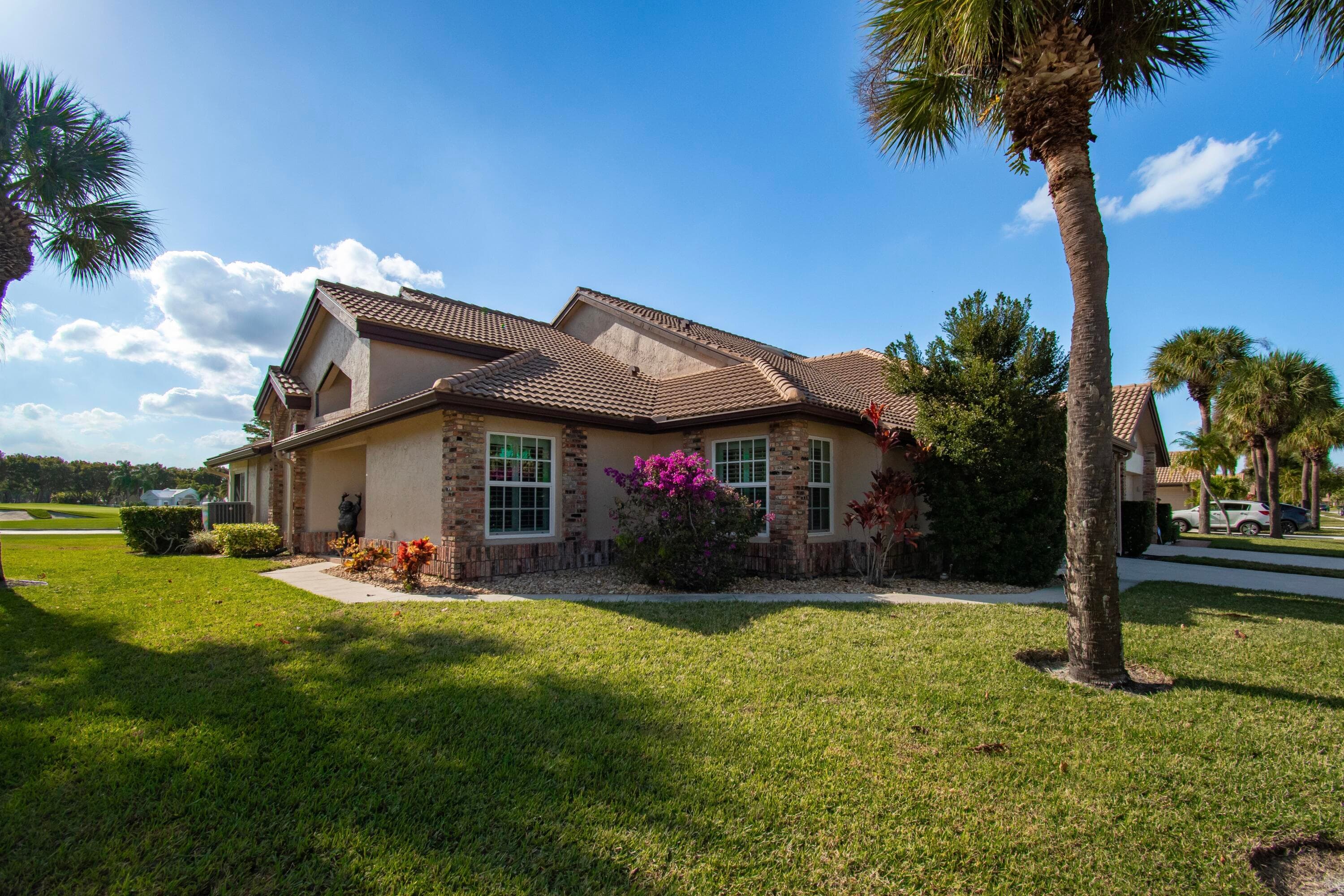 8213 Cassia Drive, Boynton Beach, FL 33472 — photo 2 of 58