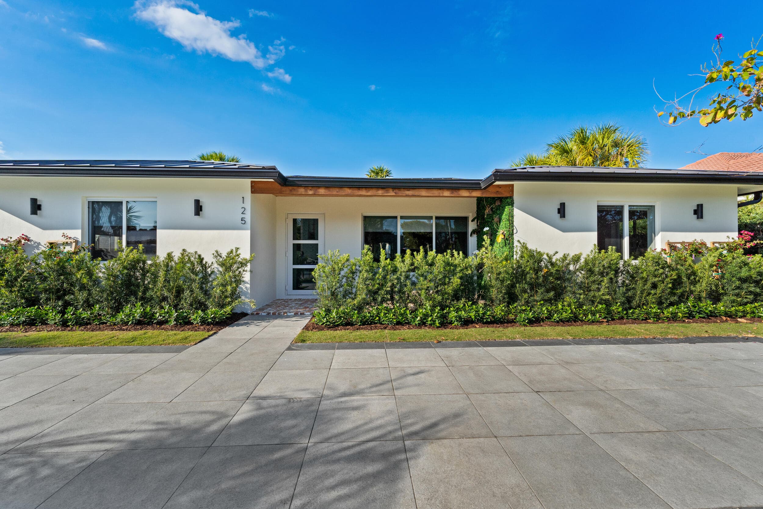 125 Cascade Lane, Palm Beach Shores, FL 33404 — photo 1 of 29