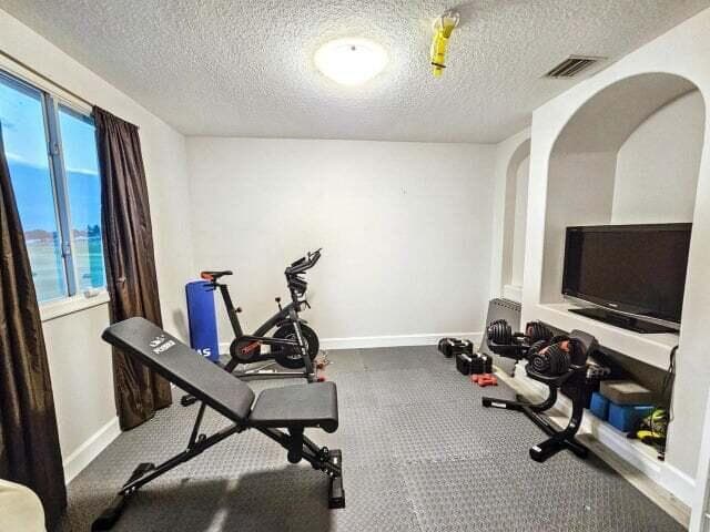 1225 Avondale Lane, West Palm Beach, FL 33409 — photo 10 of 25