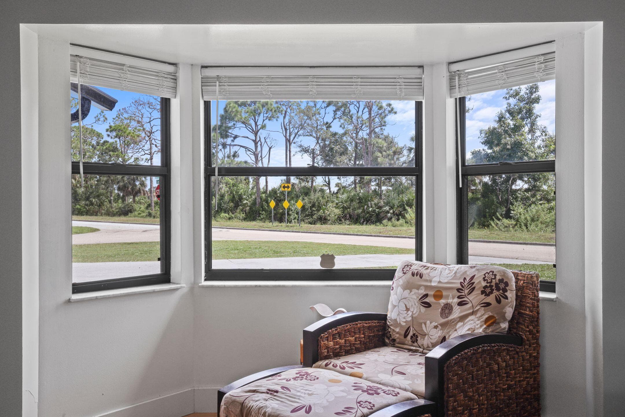 6501 Ocala Avenue, Fort Pierce, FL 34951 — photo 11 of 30